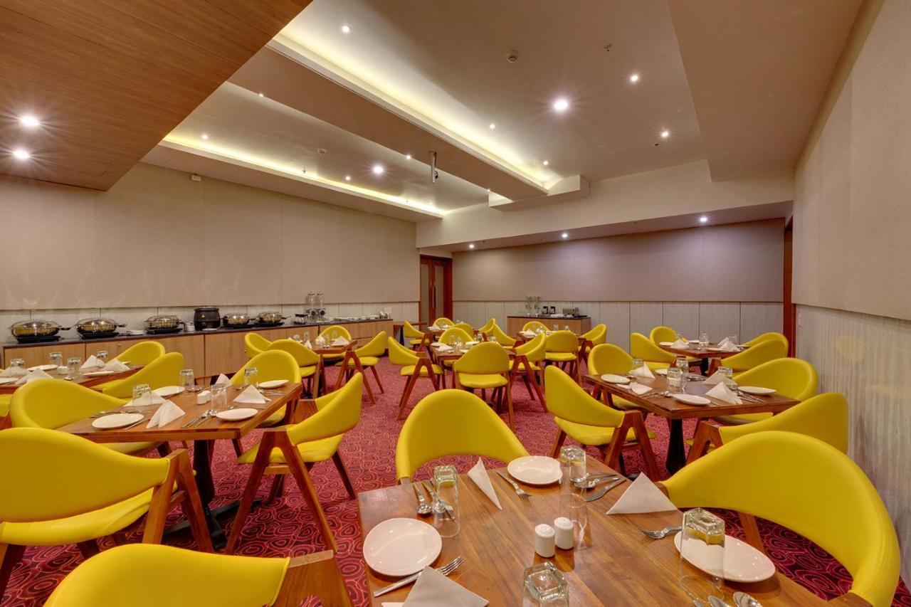 Viola Beacon Resort, Лонавала Екстериор снимка